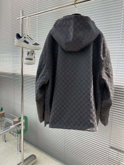 Gucci - Мужская двусторонняя куртка ветровка TJ_1508GU3