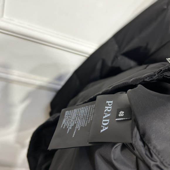 Prada - Мужская куртка пальто пуховик KN_1811PR5 Prada - Мужская куртка пальто пуховик KN_1811PR5