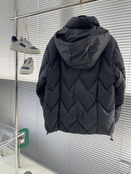 Burberry - Мужская куртка пуховик TJ_0212BU5 Burberry - Мужская куртка пуховик TJ_0212BU5