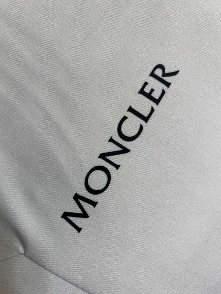 Moncler Grenoble - Мужская куртка пуховик DZ_1810MO3 Moncler Grenoble - Мужская куртка пуховик DZ_1810MO3