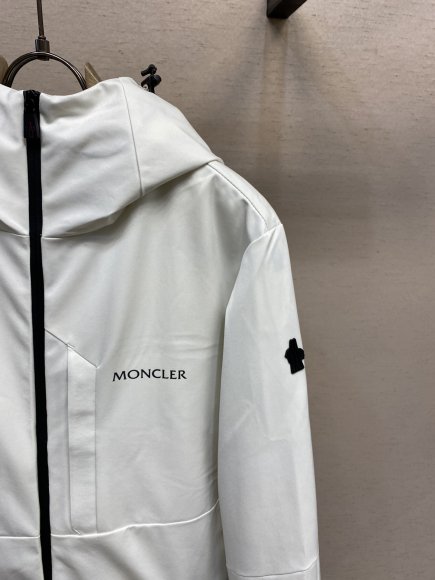 Moncler Grenoble - Мужская куртка пуховик DZ_1810MO3 Moncler Grenoble - Мужская куртка пуховик DZ_1810MO3