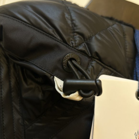 Moncler Grenoble - Мужская куртка пуховик KN_1811MO6 Moncler Grenoble - Мужская куртка пуховик KN_1811MO6