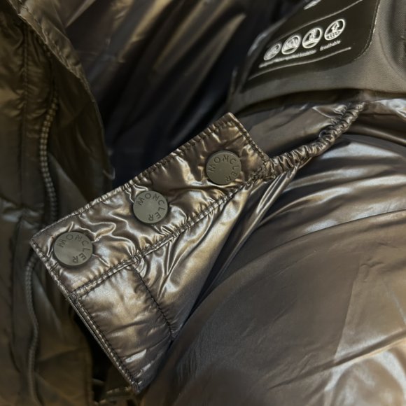 Moncler Grenoble - Мужская куртка пуховик KN_1811MO6 Moncler Grenoble - Мужская куртка пуховик KN_1811MO6