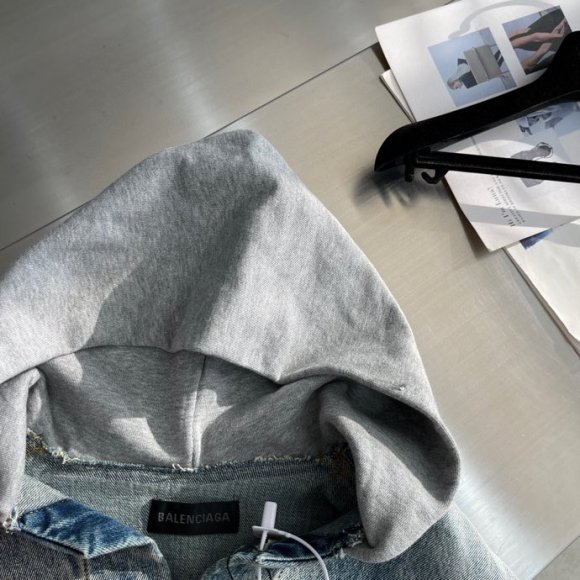 Balenciaga - Женская джинсовая рубашка куртка AH_0701BA9 Balenciaga - Женская джинсовая рубашка куртка AH_0701BA9