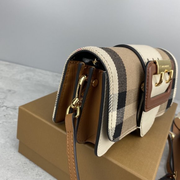 Burberry Женская сумка - мессенджер BU_3003BU1