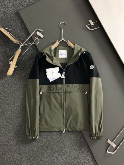 Moncler - Мужская куртка ветровка DZ_0108MO7 Moncler - Мужская куртка ветровка DZ_0108MO7