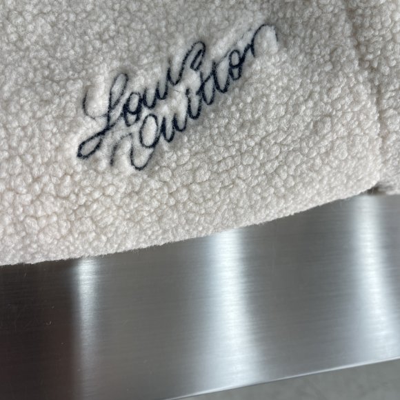 Louis Vuitton - Мужская двусторонняя куртка кофта ветровка TJ_1912LV4 Louis Vuitton - Мужская двусторонняя куртка кофта ветровка TJ_1912LV4