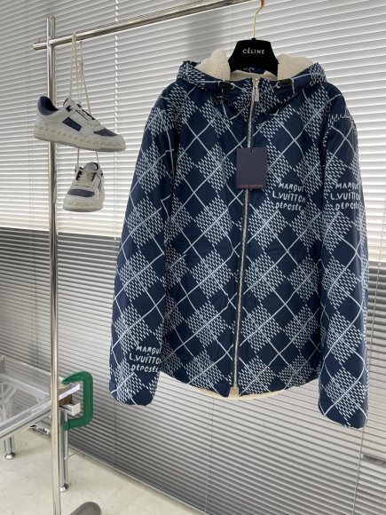 Louis Vuitton - Мужская двусторонняя куртка кофта ветровка TJ_1912LV4 Louis Vuitton - Мужская двусторонняя куртка кофта ветровка TJ_1912LV4