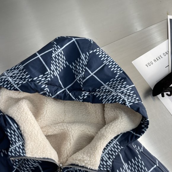 Louis Vuitton - Мужская двусторонняя куртка кофта ветровка TJ_1912LV4 Louis Vuitton - Мужская двусторонняя куртка кофта ветровка TJ_1912LV4