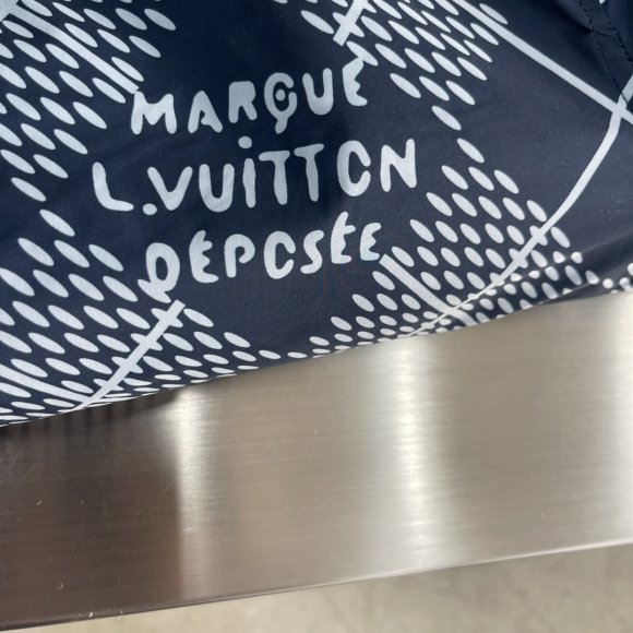 Louis Vuitton - Мужская двусторонняя куртка кофта ветровка TJ_1912LV4 Louis Vuitton - Мужская двусторонняя куртка кофта ветровка TJ_1912LV4