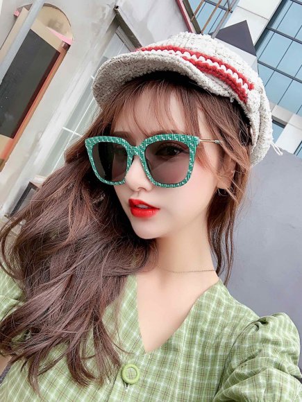 Fendi Солнцезащитные очки BO_3101FE1