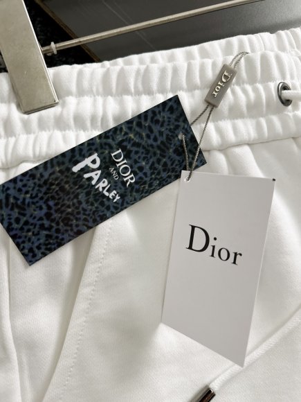 Dior - Мужские шорты DZ_0706DI6 Dior - Мужские шорты DZ_0706DI6