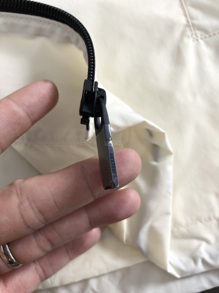 Burberry - Мужская куртка ветровка DZ_0108BU8