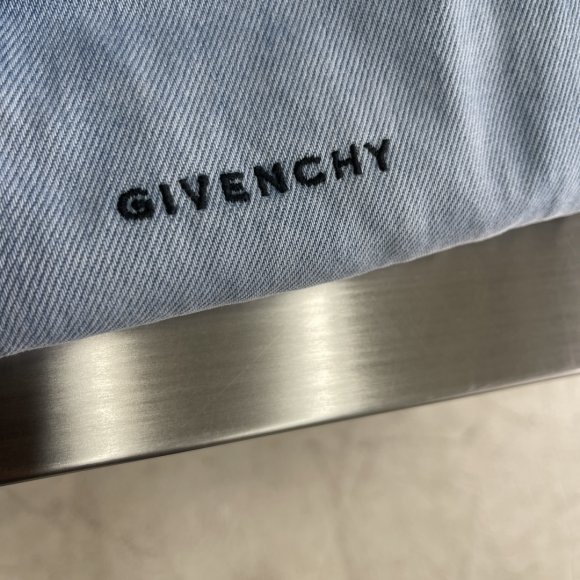 Givenchy - Мужская джинсовая рубашка куртка TJ_1508GI6 Givenchy - Мужская джинсовая рубашка куртка TJ_1508GI6