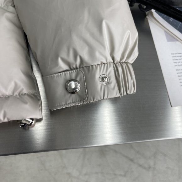 Prada - Мужская куртка пуховик TJ_0212PR9 Prada - Мужская куртка пуховик TJ_0212PR9