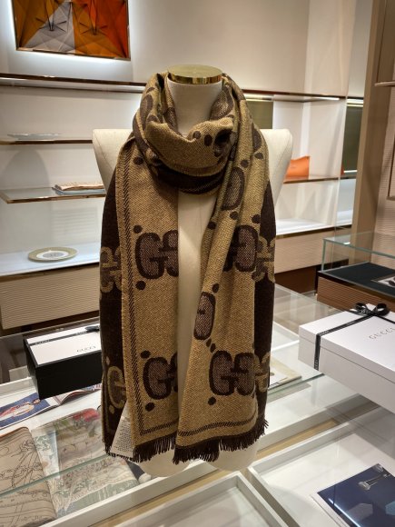 Gucci Шерстяной шарф JX_0111LV2