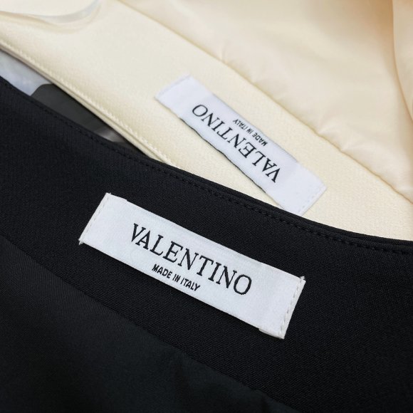 Valentino - Женская юбка ZP_1606VA2 Valentino - Женская юбка ZP_1606VA2