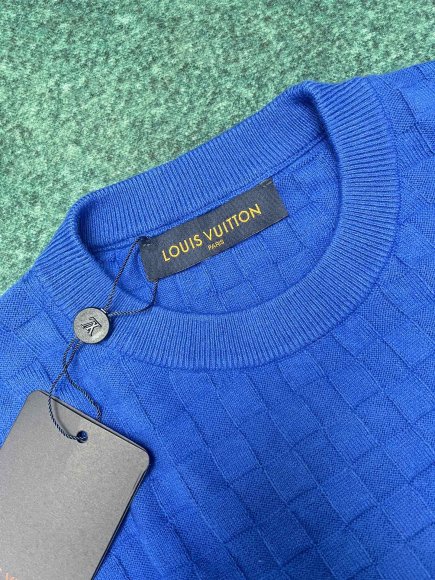 Louis Vuitton - Мужская кофта пуловер DZ_0808LV1 Louis Vuitton - Мужская кофта пуловер DZ_0808LV1