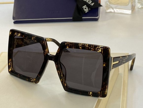 Fendi Солнцезащитные очки BO_1907FE4 Fendi Солнцезащитные очки BO_1907FE4