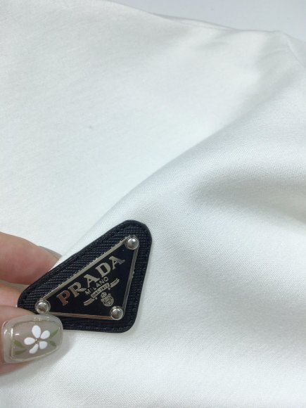 Prada - Женский спортивный костюм YE_2309PR12 Prada - Женский спортивный костюм YE_2309PR12