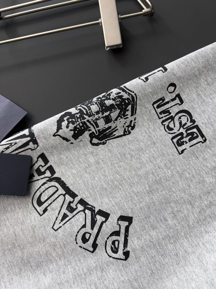 Prada - Мужская футболка майка DZ_1202PA5 Prada - Мужская футболка майка DZ_1202PA5