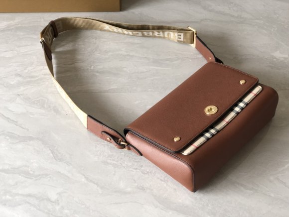 Burberry Crossbody Сумка мессенджер BU_0906BU1