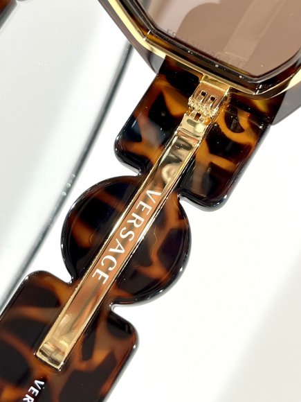 Versace Солнцезащитные очки BO_0702VE1 Versace Солнцезащитные очки BO_0702VE1