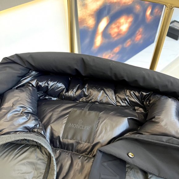 Moncler Madeira - Мужская куртка пуховик DZ_2411MO3 Moncler Madeira - Мужская куртка пуховик DZ_2411MO3