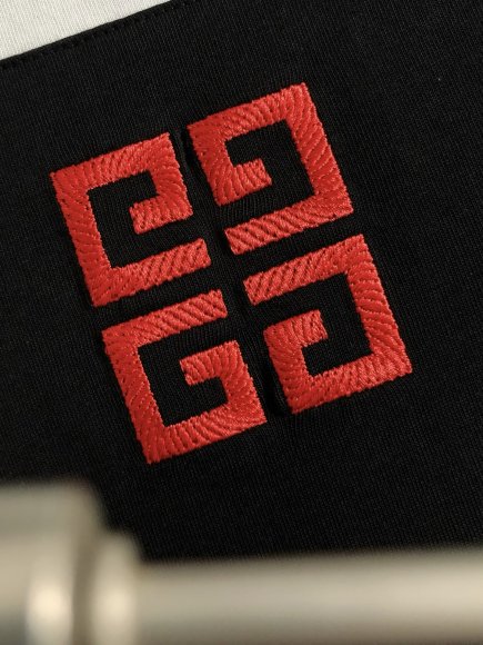 Givenchy - Мужская футболка майка DZ_1202GI6 Givenchy - Мужская футболка майка DZ_1202GI6