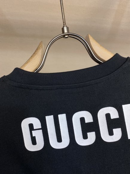 Gucci - Мужская футболка майка DZ_0603GU7