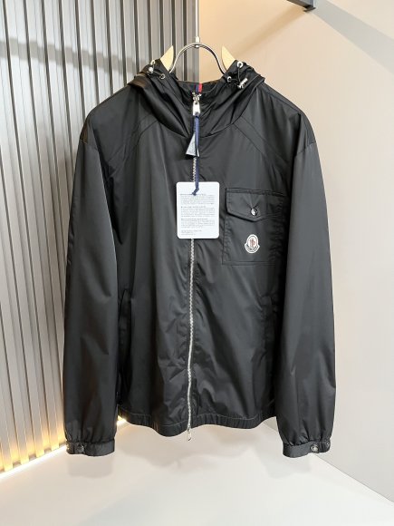 Moncler - Мужская куртка ветровка DF_0208MO2 Moncler - Мужская куртка ветровка DF_0208MO2