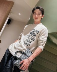 Dior - Мужская шерстяная кофта свитер DZ_0312DI3 Dior - Мужская шерстяная кофта свитер DZ_0312DI3