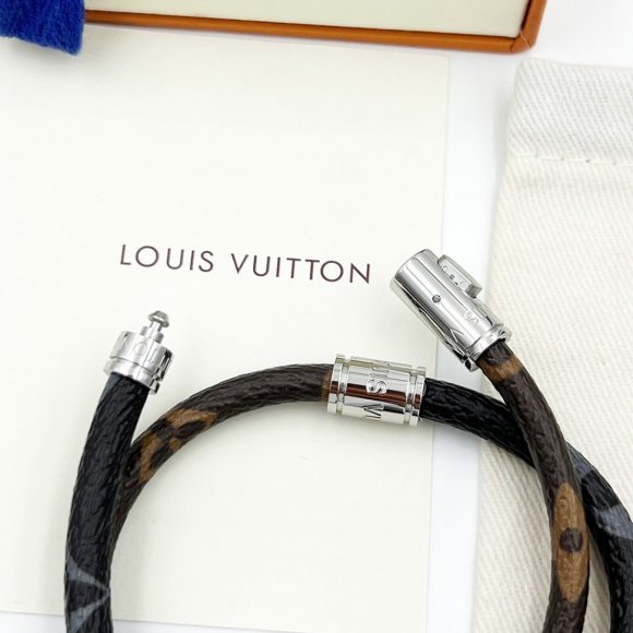 Louis Vuitton Браслет UH_0506LV1