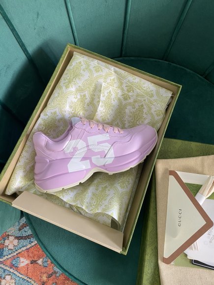 Gucci Rhyton Женские кроссовки UG_0202GU1W