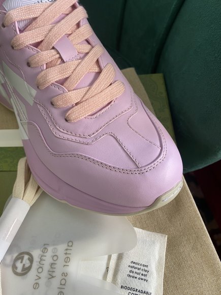 Gucci Rhyton Женские кроссовки UG_0202GU1W