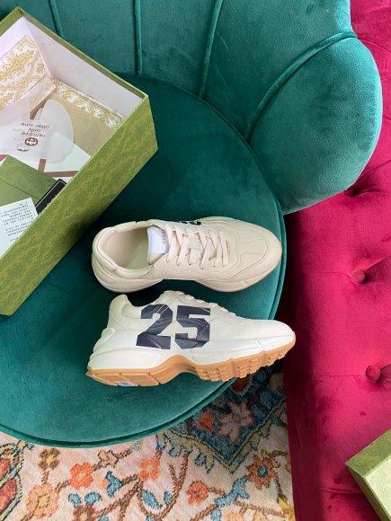 Gucci Rhyton Женские кроссовки UG_0202GU1W