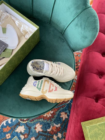 Gucci Rhyton Женские кроссовки UG_0202GU1W