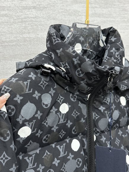 Louis Vuitton & Yayoi Kusama Painted Dots - Мужская куртка пуховик DZ_1210LV1 Louis Vuitton & Yayoi Kusama Painted Dots - Мужская куртка пуховик DZ_1210LV1