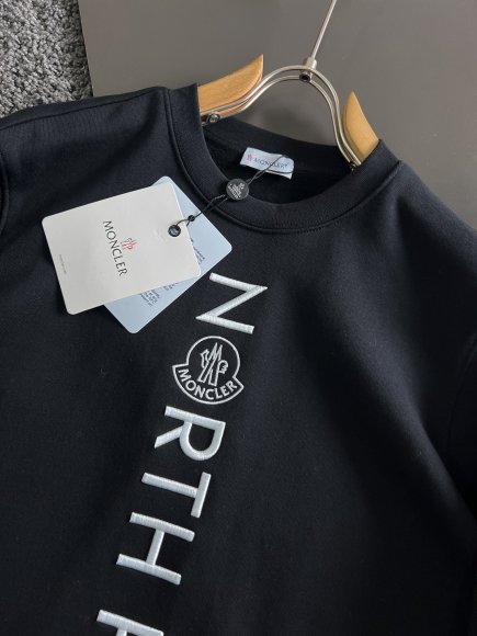 Moncler - Мужская кофта свитшот DZ_2411MO5 Moncler - Мужская кофта свитшот DZ_2411MO5