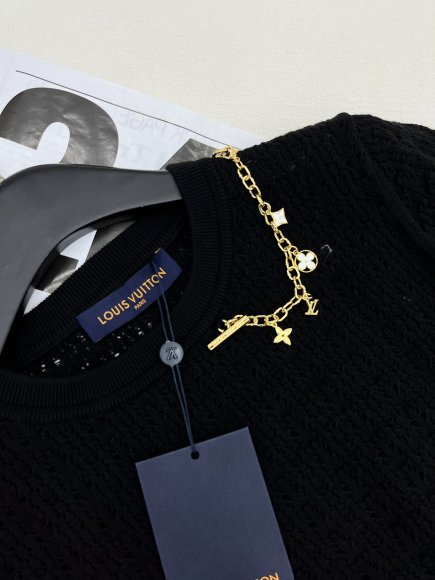 Louis Vuitton - Женская трикотажная футболка 3D_2007LV5 Louis Vuitton - Женская трикотажная футболка 3D_2007LV5