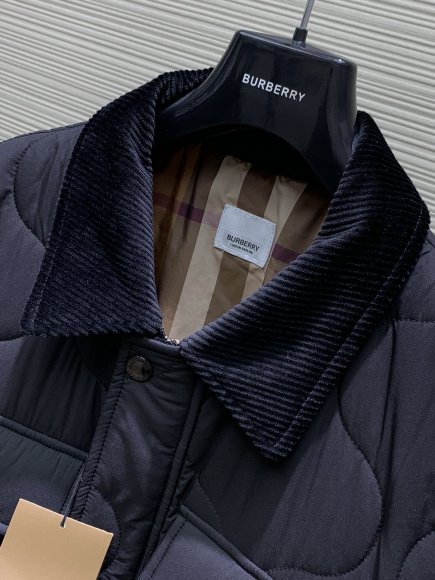 Burberry - Мужская стеганая куртка TI_2908BU7 Burberry - Мужская стеганая куртка TI_2908BU7