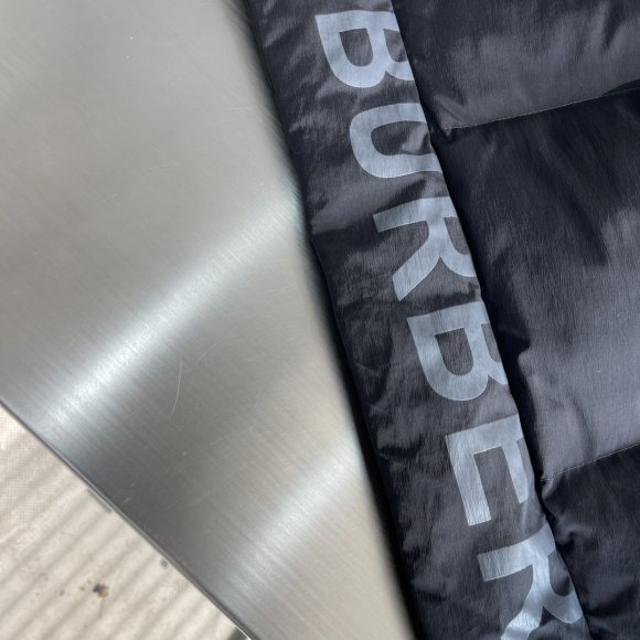 Burberry - Мужская куртка пуховик TJ_0511BU6