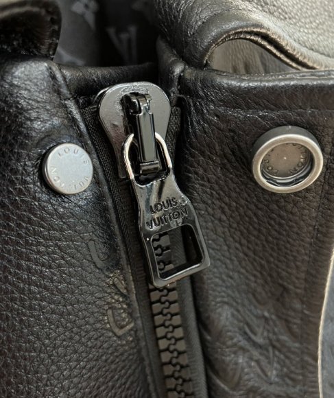 Louis Vuitton 2022 Мужская кожаная куртка ML_1408LV2