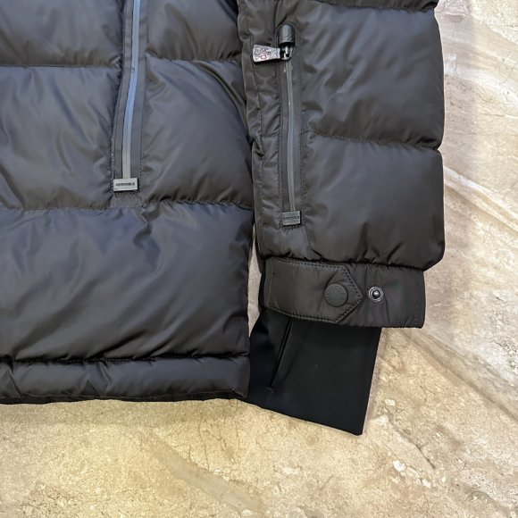 Moncler - Мужская куртка пуховик MI_1112MO5