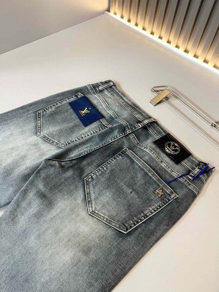 Louis Vuitton - Мужские штаны джинсы DF_0208LV4