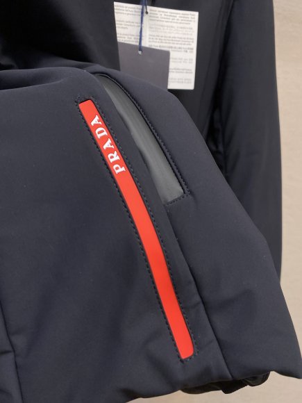 Prada - Мужская куртка парка DZ_2409PR3