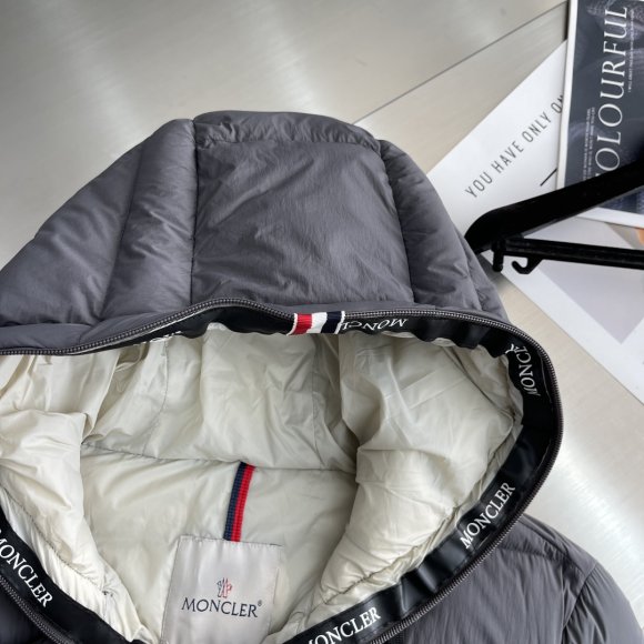 Moncler - Мужская куртка пуховик TJ_2310MO3 Moncler - Мужская куртка пуховик TJ_2310MO3
