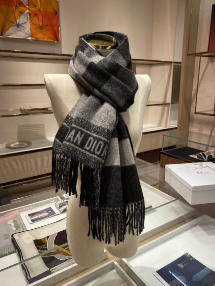 Dior Шерстяной шарф JX_0111DI8 Dior Шерстяной шарф JX_0111DI8