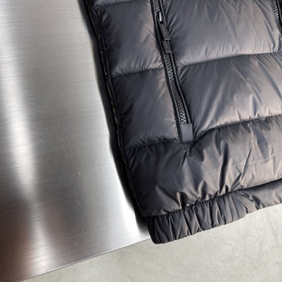 Prada - Мужская куртка пуховик TJ_0511PR8