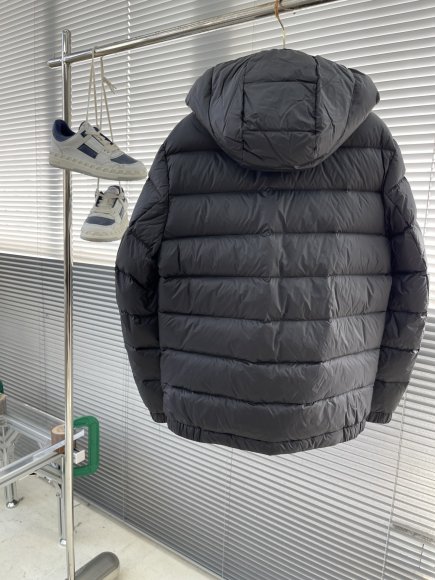 Prada - Мужская куртка пуховик TJ_0511PR8